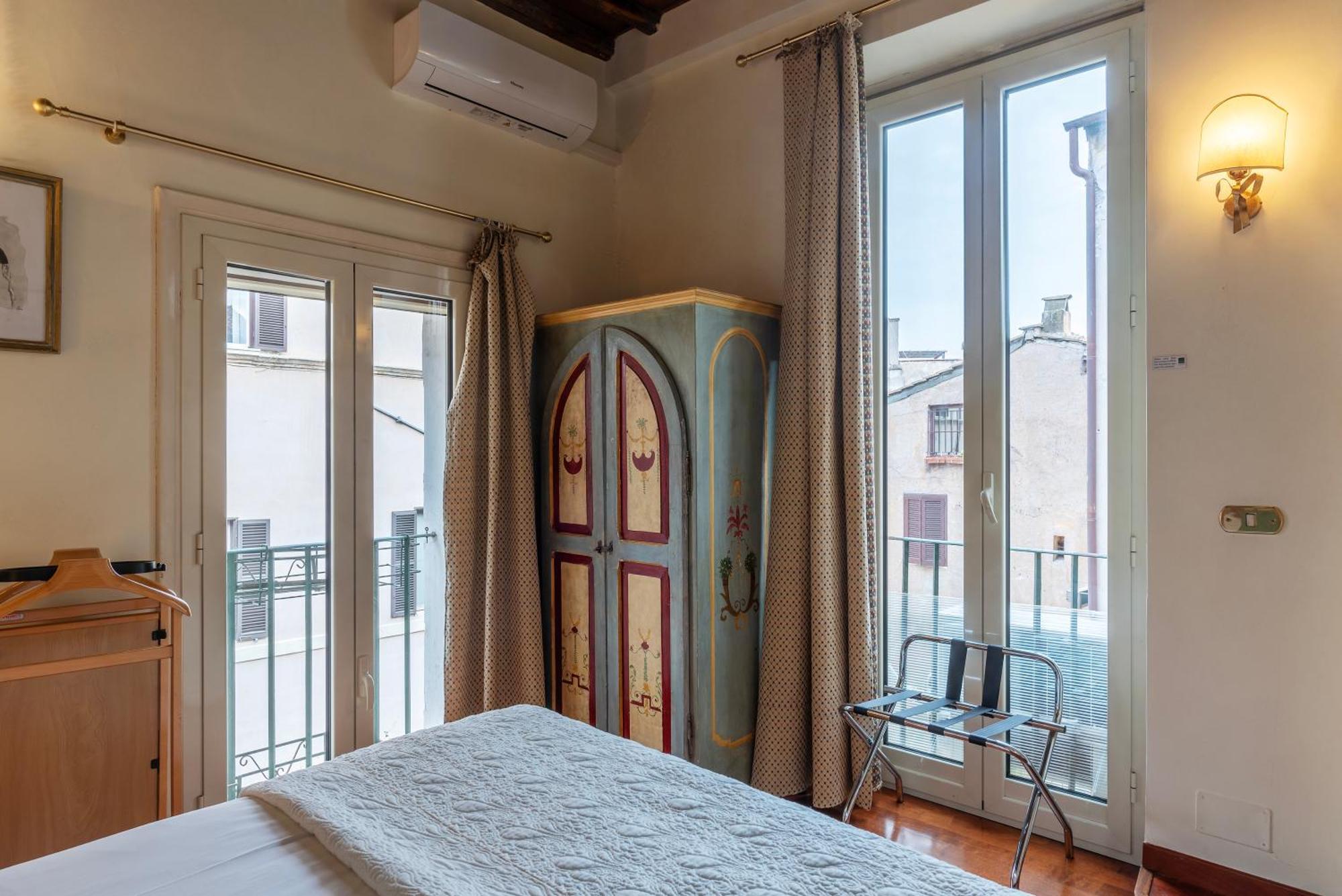 דירות רומא Clock Terrace House מראה חיצוני תמונה